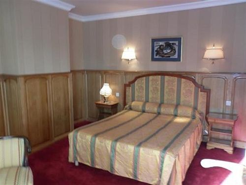 Hotel Chateau Du Val Hillion Εξωτερικό φωτογραφία