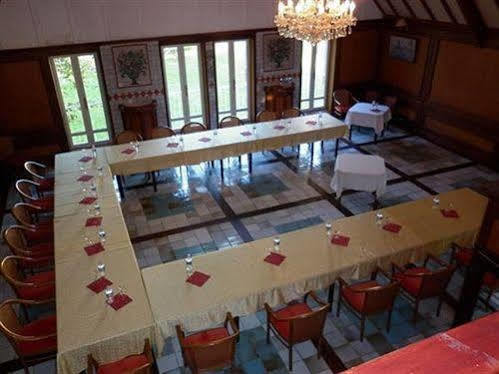 Hotel Chateau Du Val Hillion Εξωτερικό φωτογραφία